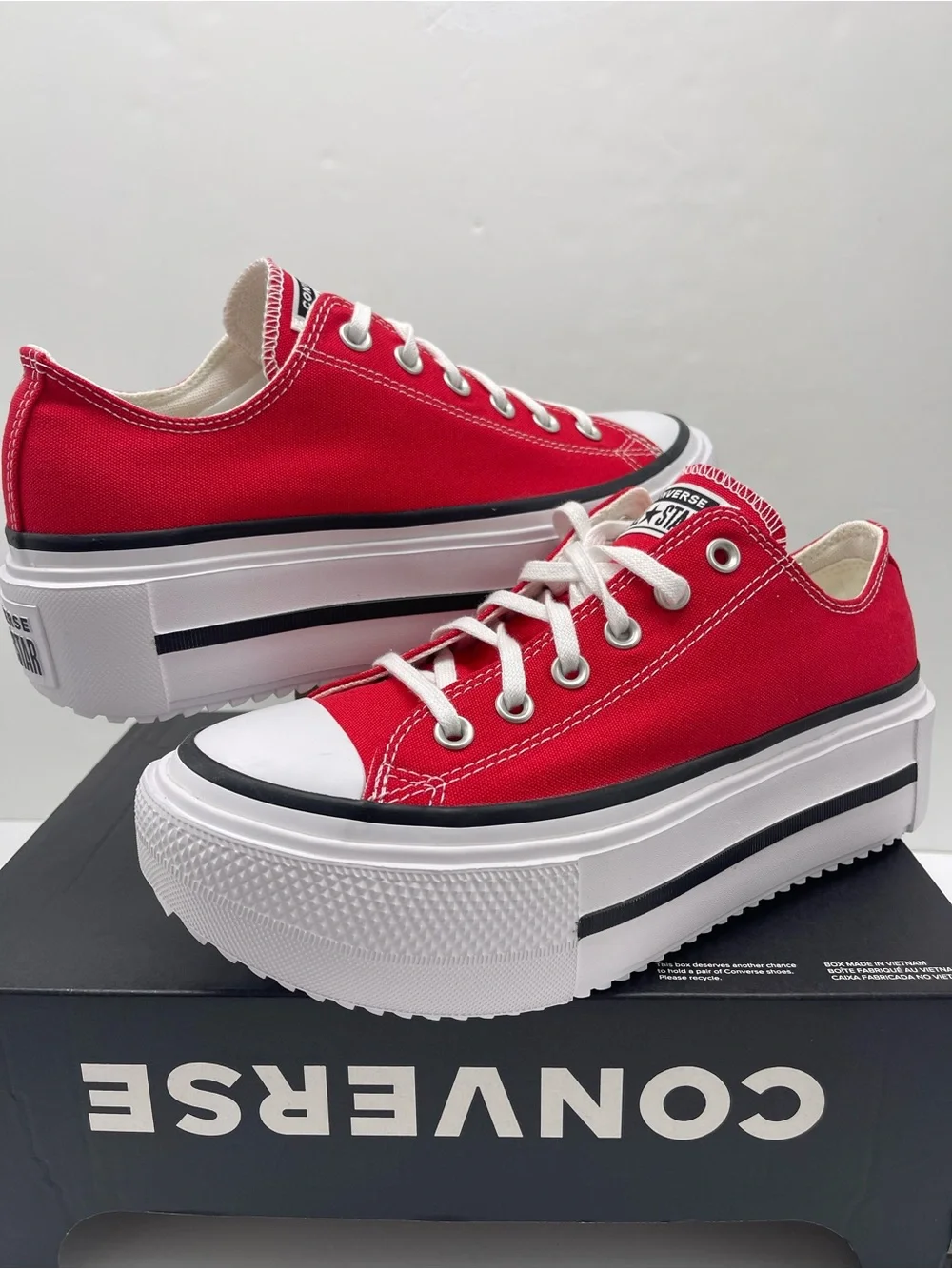 Converse WMNS CTAS LIFT DOUBLE STACK OX
RED/BLACK/WHITE Platform Sneakers - Picture 10 of 16